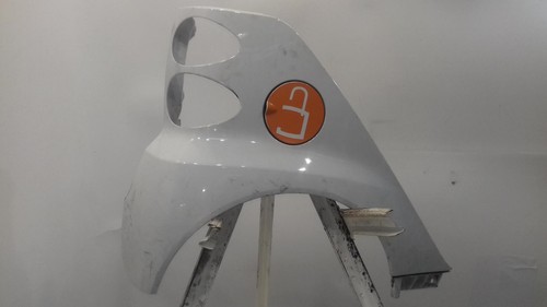 A4518820201 right rear fin - rear, cut